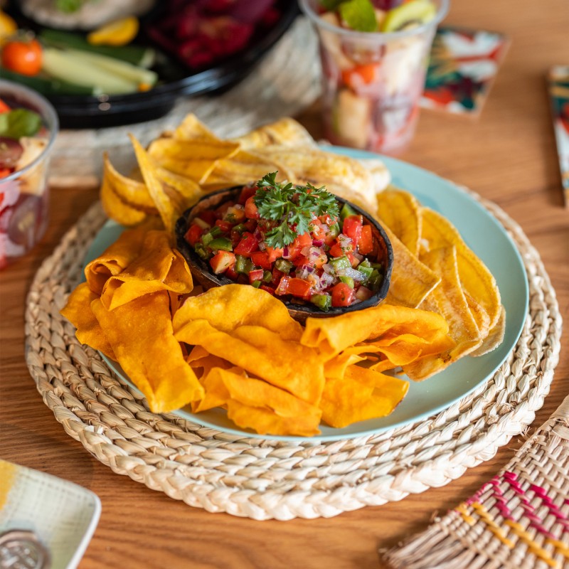 Tomato Salsa & Chips